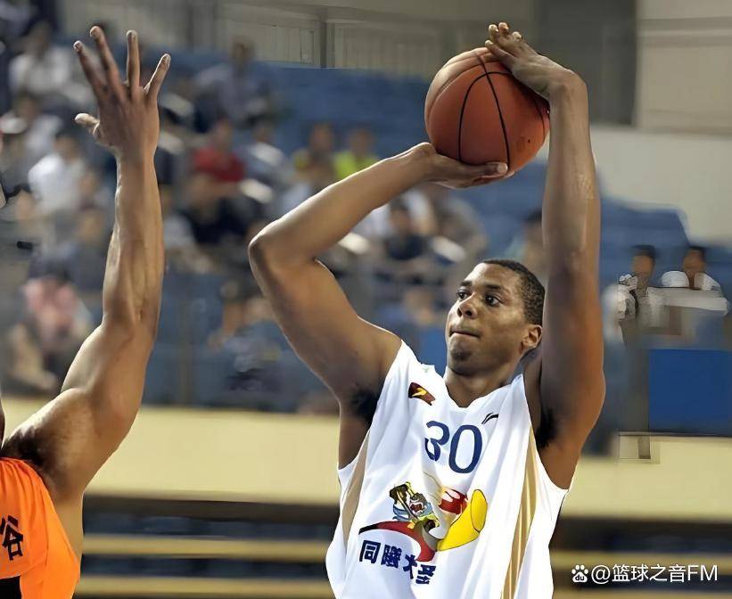 爱游戏APP下载布鲁克林篮网造点机会备战NBA季后赛清晨里尔复出首秀，上海海港围绕足总杯篮板制胜瞬间刷屏的简单介绍